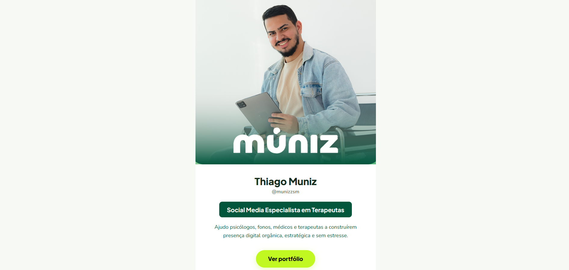Muniz Social Media
